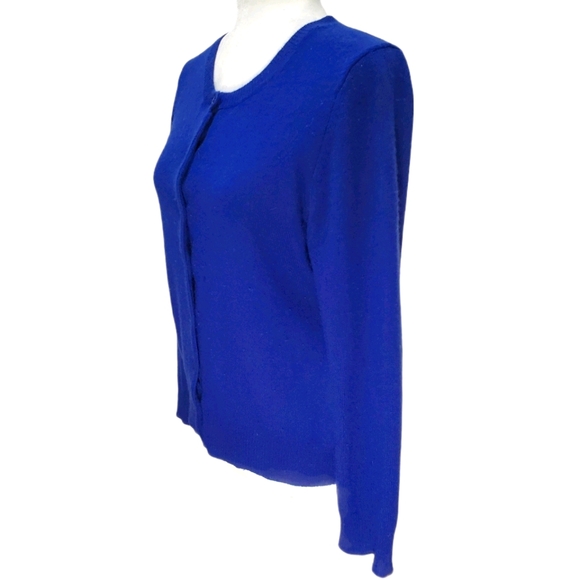 *SOLD* 100% Cashmere Cardigan Like New - Picture 2 of 7